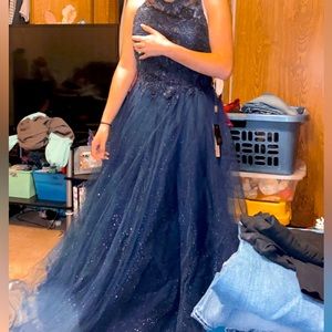 i’m selling my prom